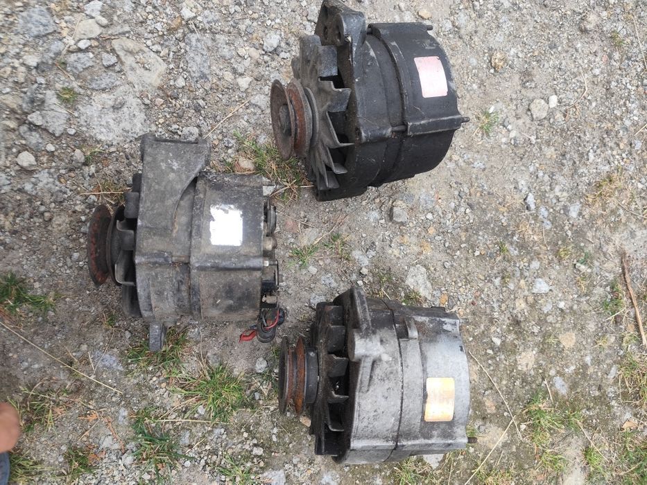 Alternator T4 - 3 szt do sprawdzenia bądź naprawy