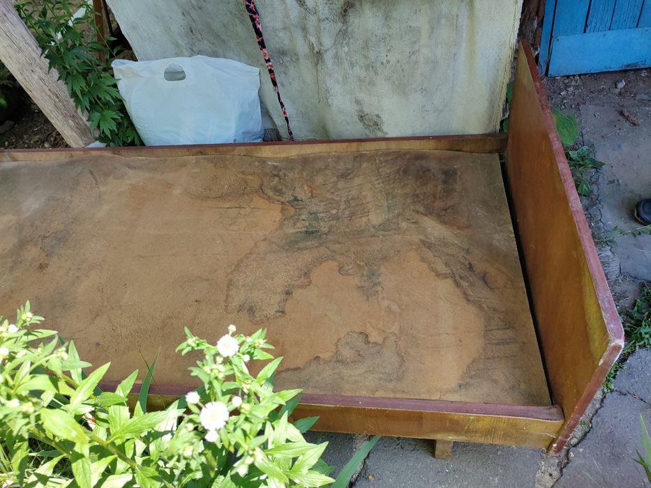 Ліжко дерев'яне одно спальне 192*89