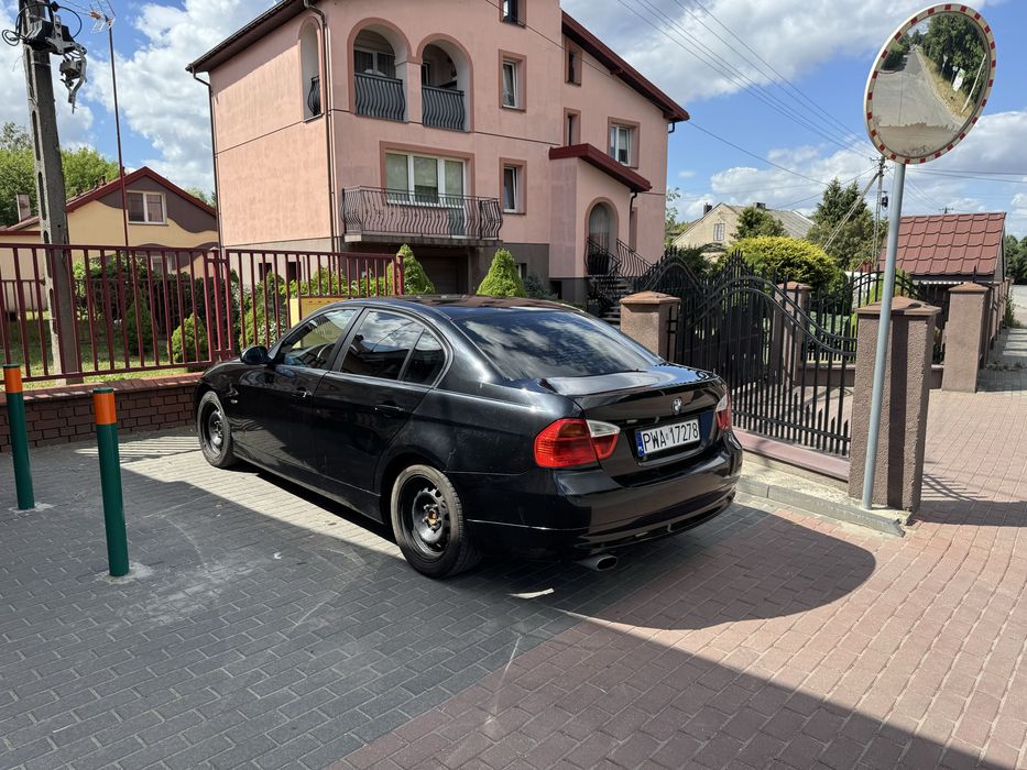 BMW E90 2.0 2006