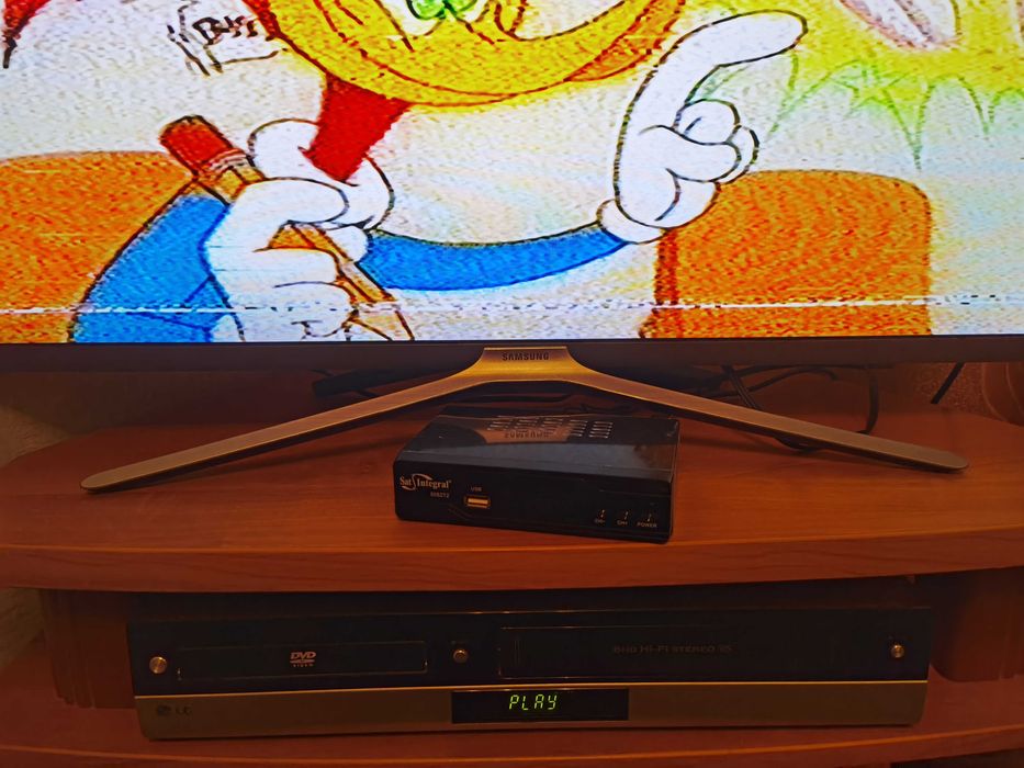 Комбо DVD/Видеомагнитофон LG-DC699X, Samsung DVD-1080P7