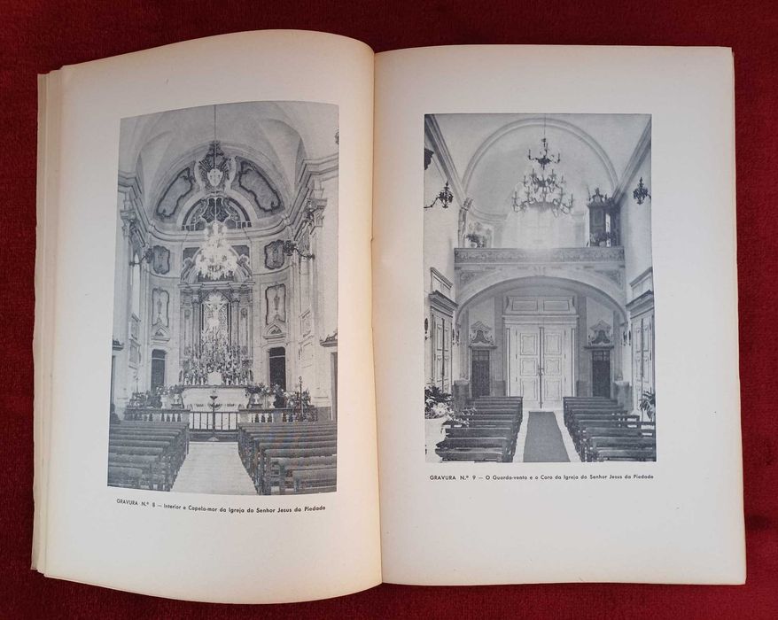 Livros religiosos antigos