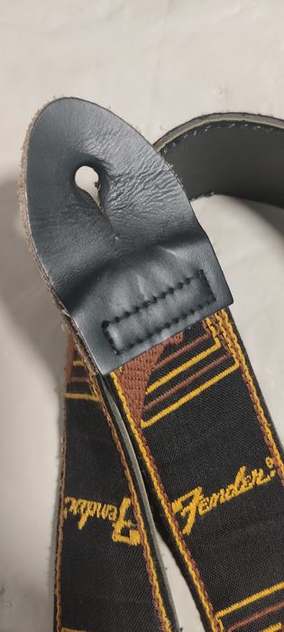 Correia fender guitarra