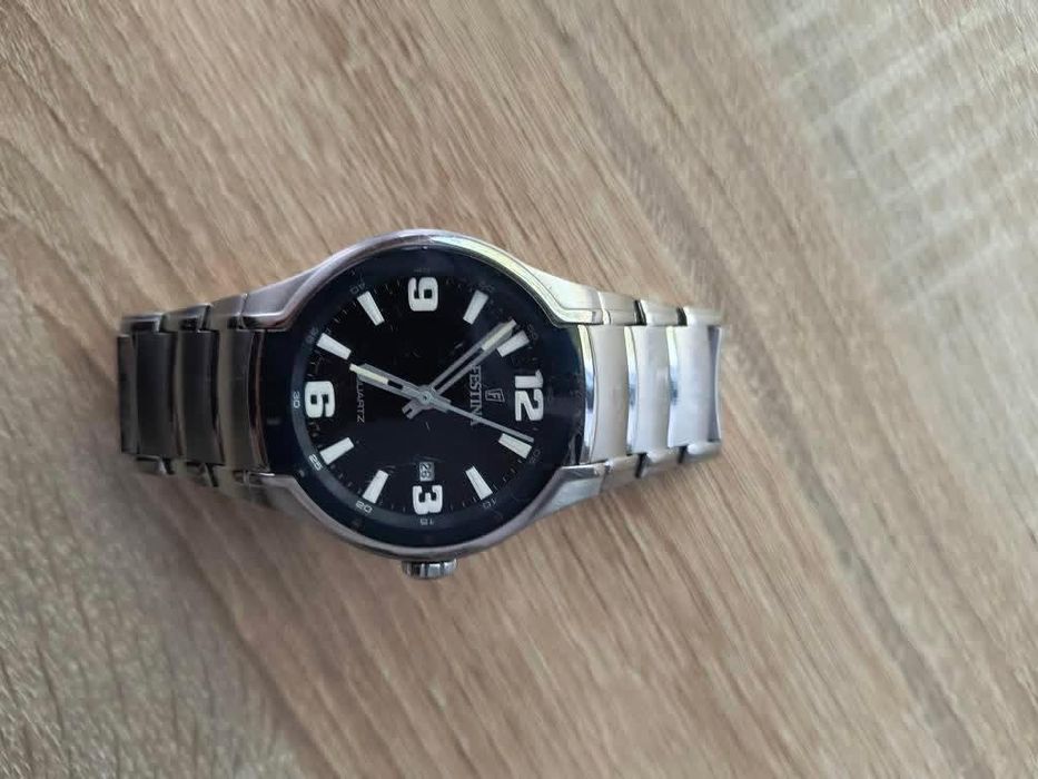 Zegarek męski Festina model f16487 szybka do wymiany.
