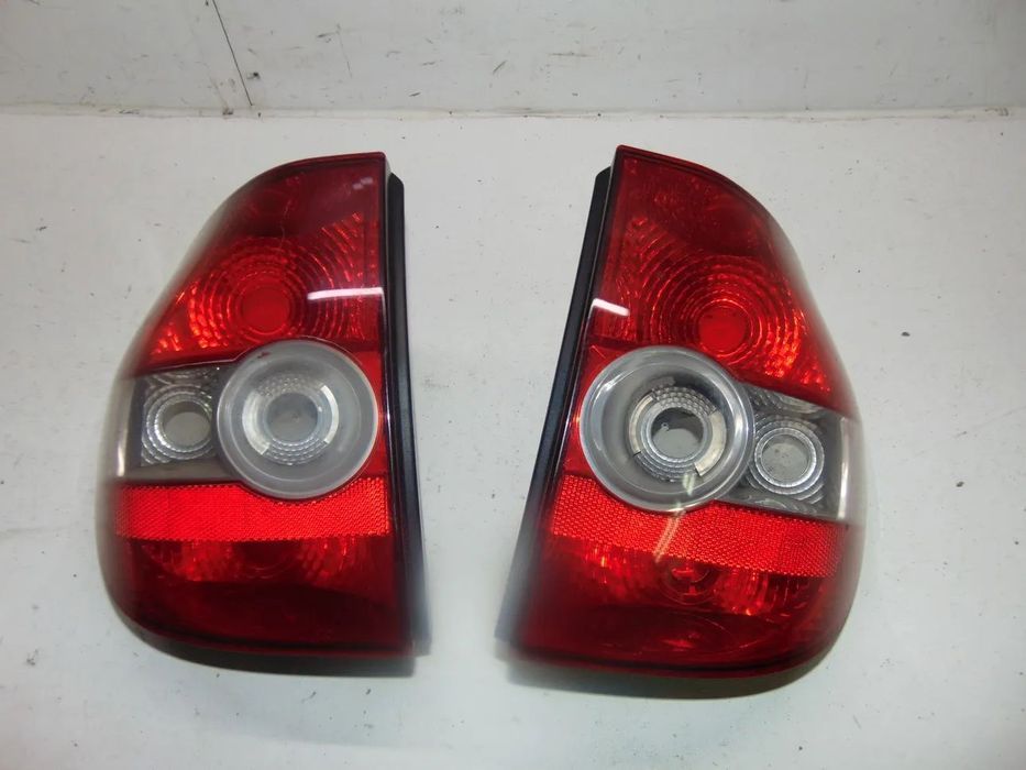 VW Fox 2005 farolins