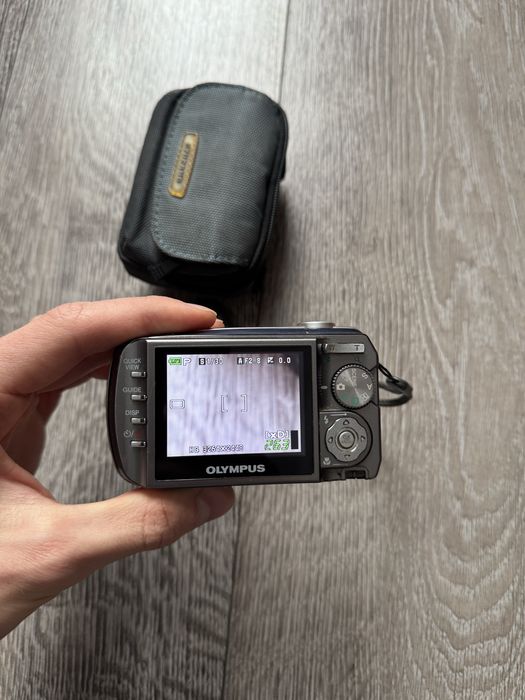 цифровий фотоапарат Olympus (Stylus) Digital 800