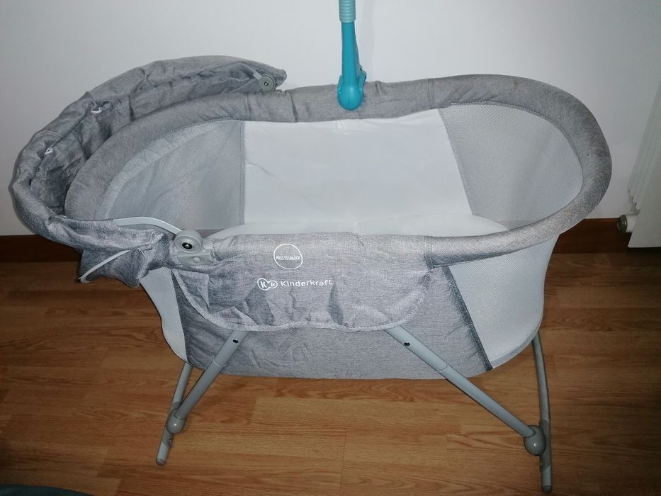Berço de bebé para viagem