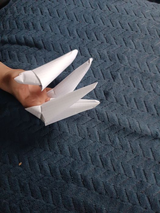 Origami szpony z papieru