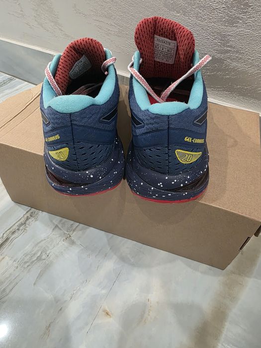 Бігові кросівки ASICS gel cumulus 20