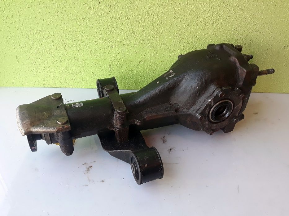 Dyferencjał Dyfer Tył SUBARU OUTBACK WAGON H6 3.0 2002r /37:9/