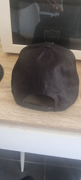 Chapeu new era dos raiders novo