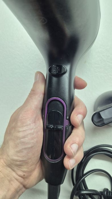 Фен Philips ThermoProtect 2100 Вт