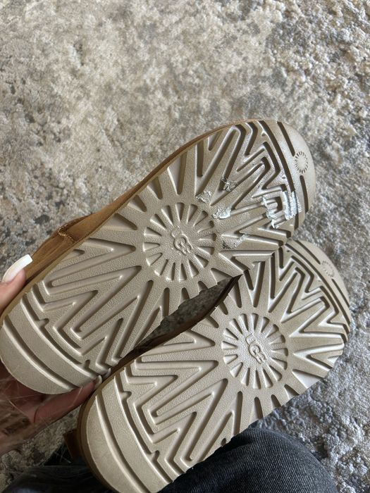 Жіночі уггі UGG Classic Ultra Mini — zdjęcie 4
