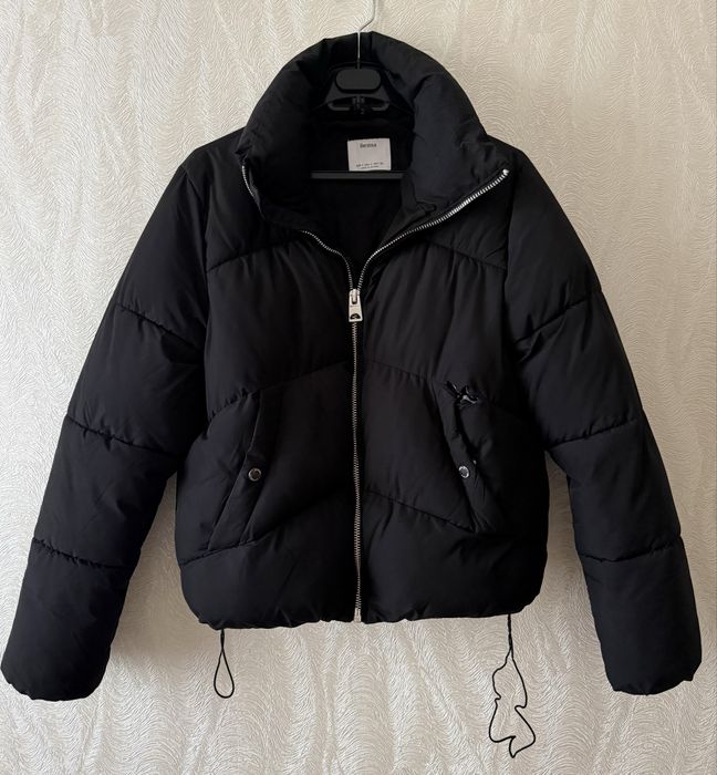 Куртка жіноча Bershka