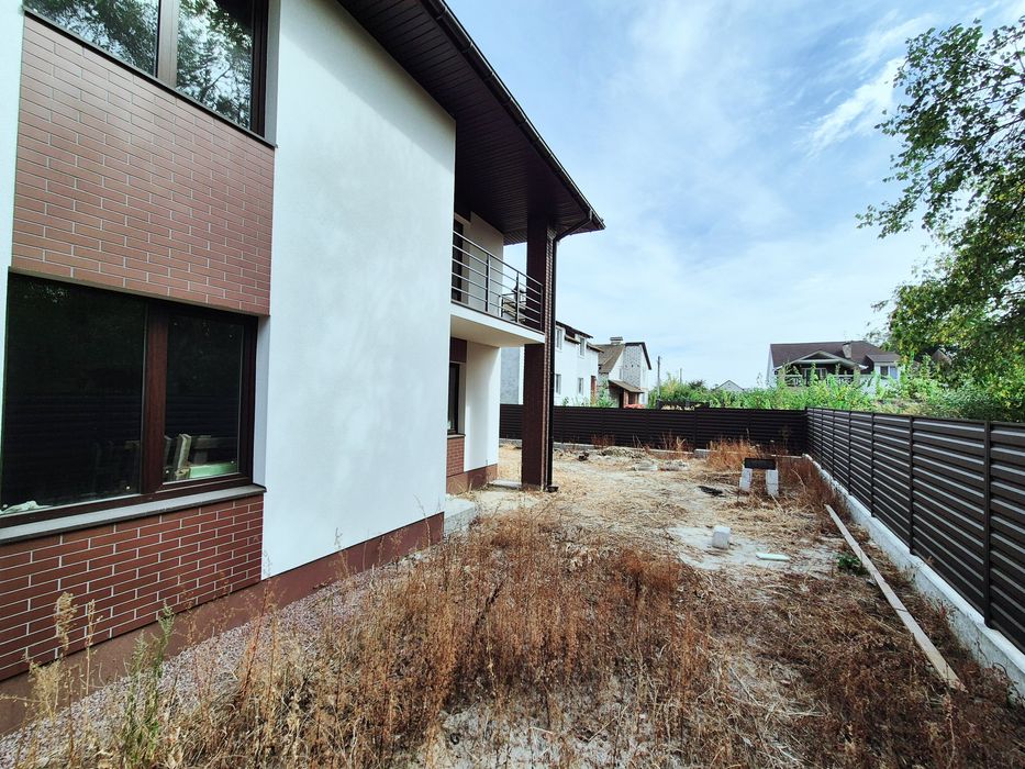 Таунхаус Центр Подол 120 кв.м центральні комунікації 4 кімнати 3 сотки