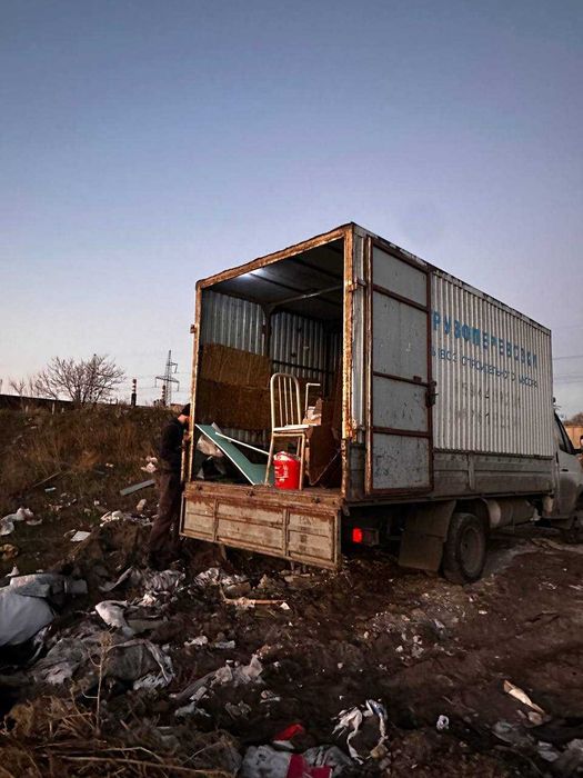 Вывоз строительного мусора старой мебели хлама на свалку грузчики