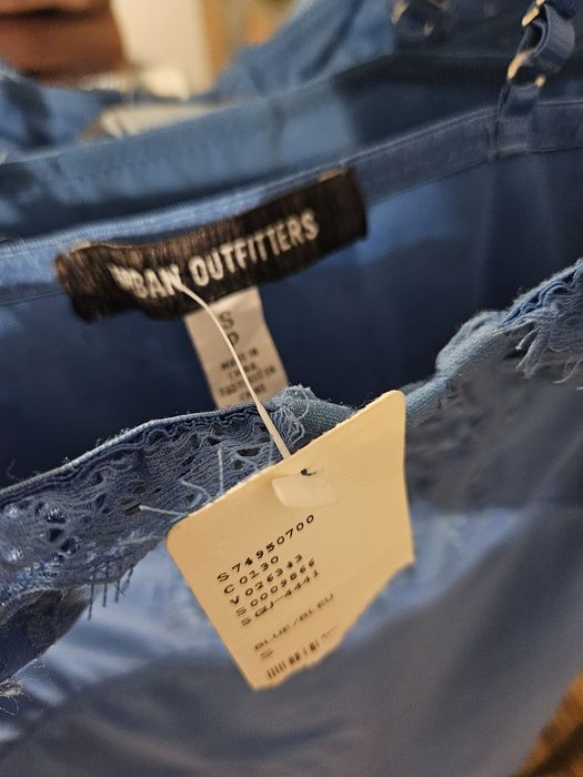 Nowa koszula nocna Urban Outfitters