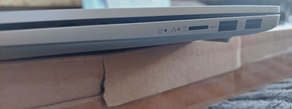 Ноутбук lenovo ideapad slim 5 14q8x9  16/512 gb