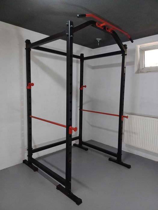 Wielofunkcyjna klatka treningowa rack z asekuracją