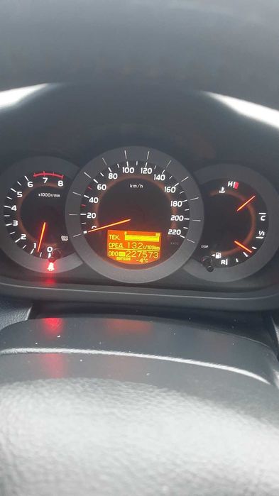 Тойота Рав 4 2008 рік Власник переоформлення