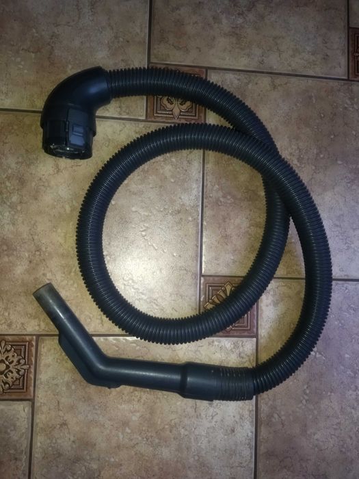 Шланг для пылесоса Philips.