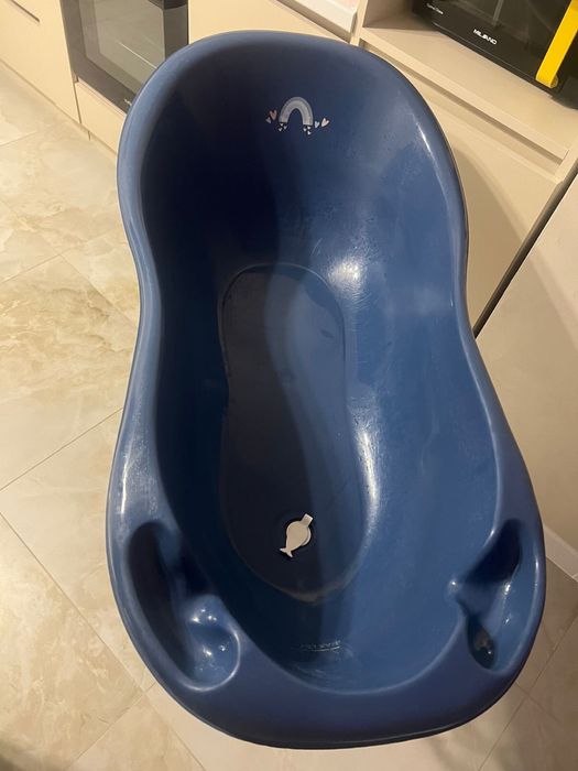 Дитяча ванночка з підставкою