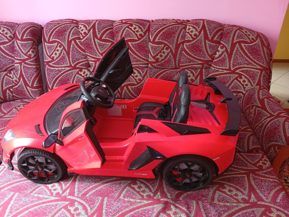 Автомобіль дитячий