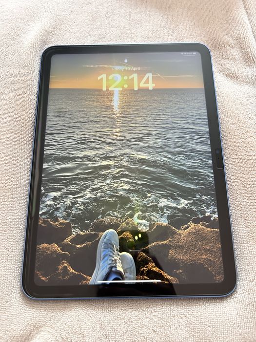 IPad 10th generation 64GB - Blue
