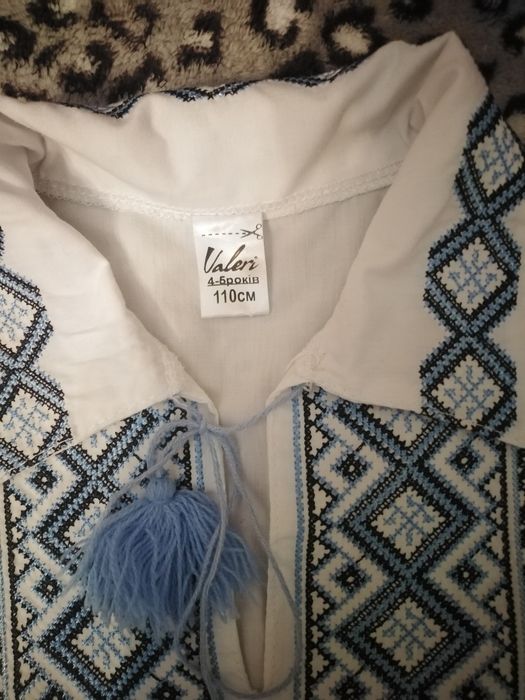 Продам вишиванку.
