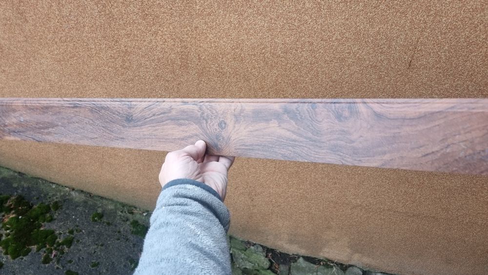 Listwy  przypodłogowe