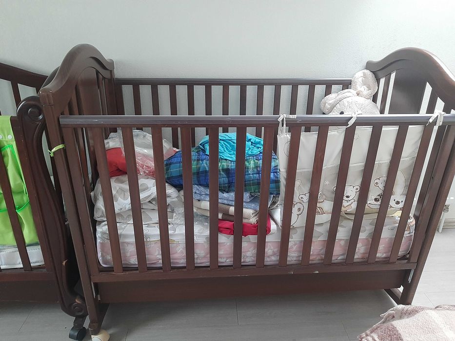 Дитяче ліжко колиска