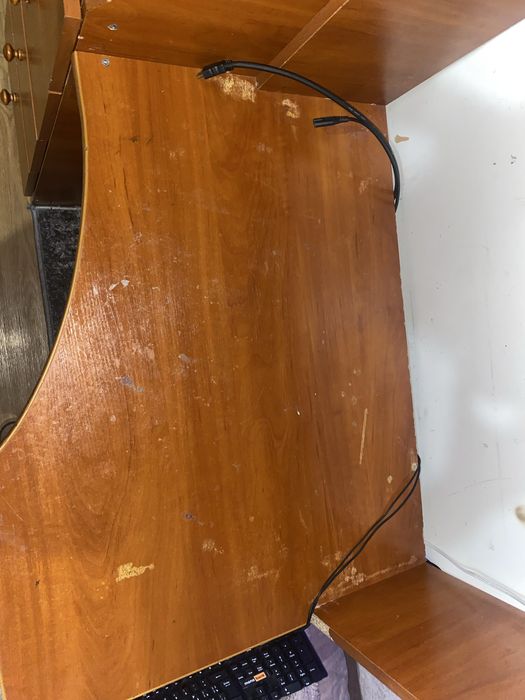 Продам письмовий стіл Б/У