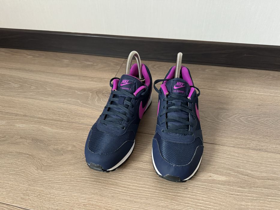 Кроссовки Nike 38 размер