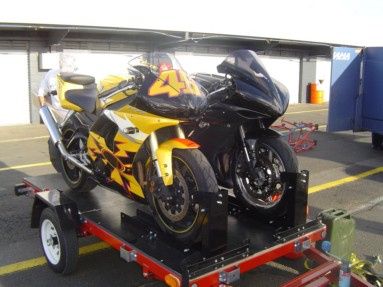 Suporte roda frontal Moto (reboque, transporte) PRETO