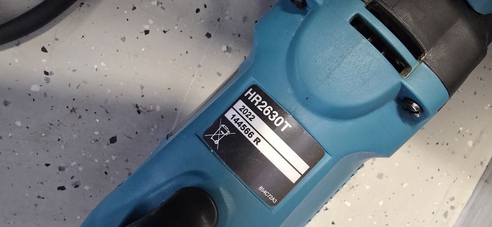 Młotowiertarka Makita HR2630T