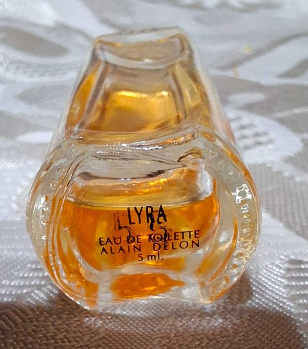 Vintage Lyra Alain Delon Miniatura 5 ml Lata 90