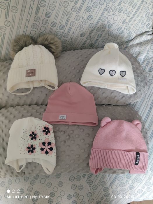 Шапочки для маленької модниці