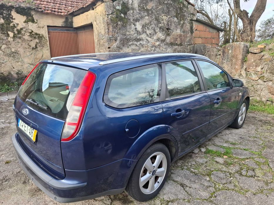 Ford Focus-Gasolina 2007-Pouca quilometragem