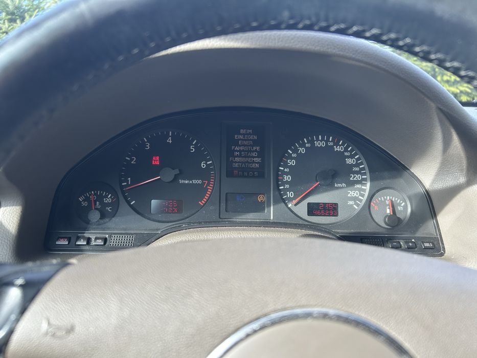 Audi A8 D2