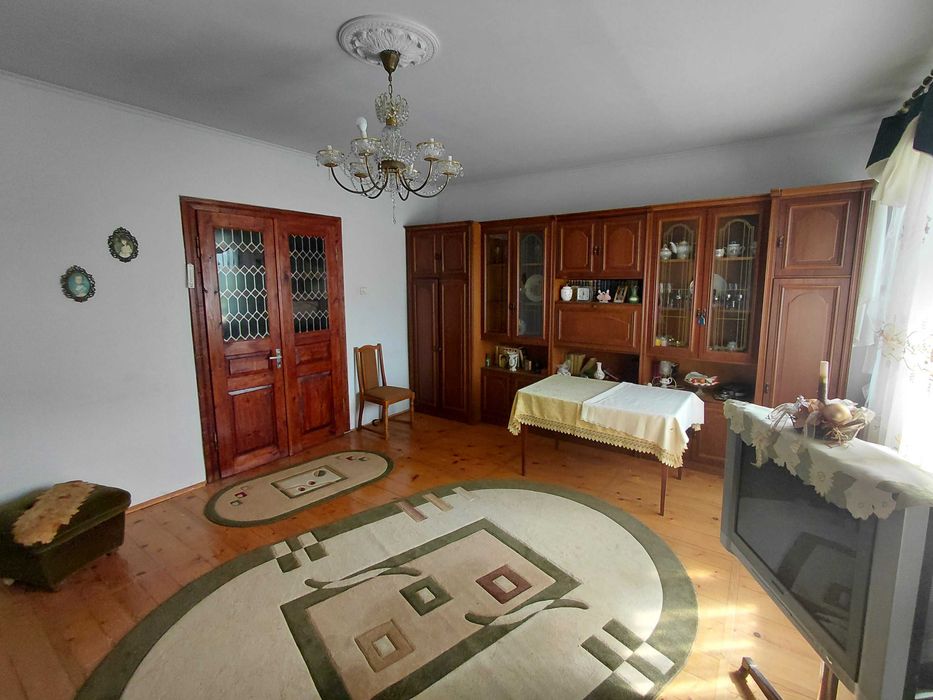 Продається великий будинок 170 кв.м в селі Вислобоки  - за 12 км від Львова