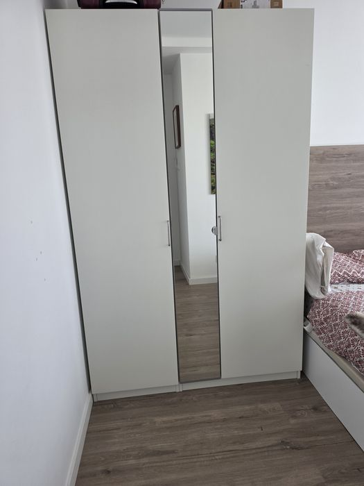 Vendo Roupeiro Pax (1.25x2x0.6m) - Excelente estado