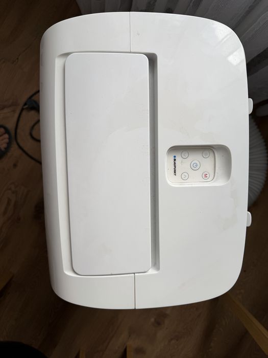 Klimatyzator przenośny Blaupunkt 11 000 BTU – chłodzenie + grzanie
