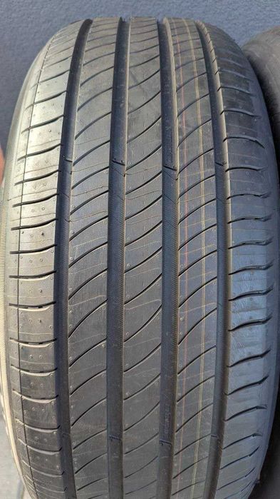 Шини 235/45 R20 100v Michelin Primacy 4