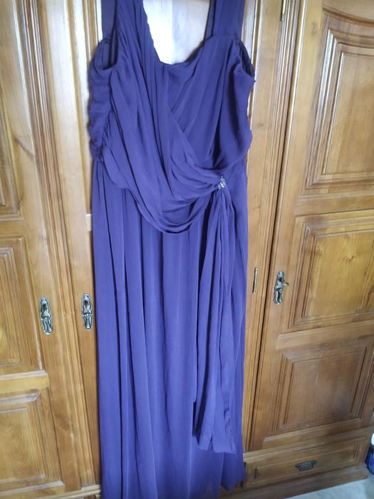 Vendo vestido de cerimônia