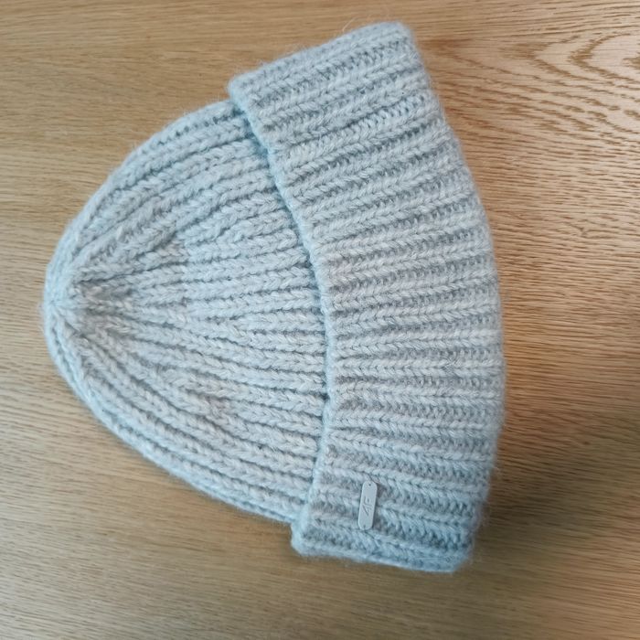 Czapka szara 4F - nowa, bez metki