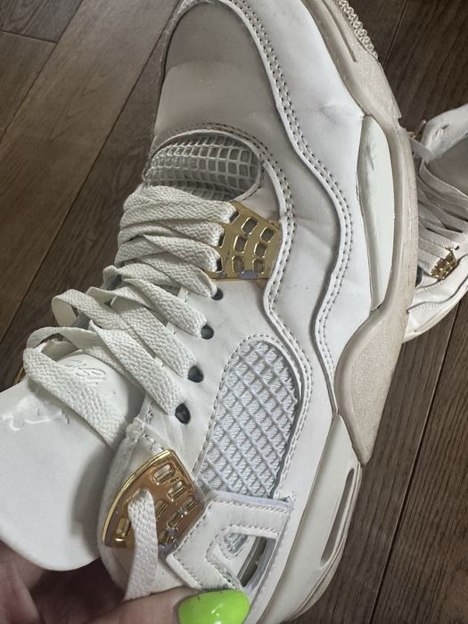 Buty sneakersy Nike Air Jordan 4 Retro Metallic Gold 43