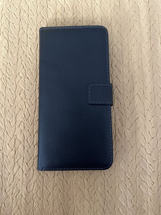 Etui zamykane na telefon Xiaomi Redmi Note 9 - nowe