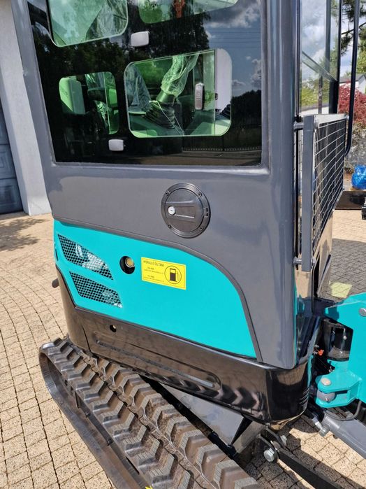 Nowa Minikoparka z 2026 Roku Caster 18-S Kabina 1800 kg Silnik 3 cylindrowy Kubota rozsuwane podwozie Promocja