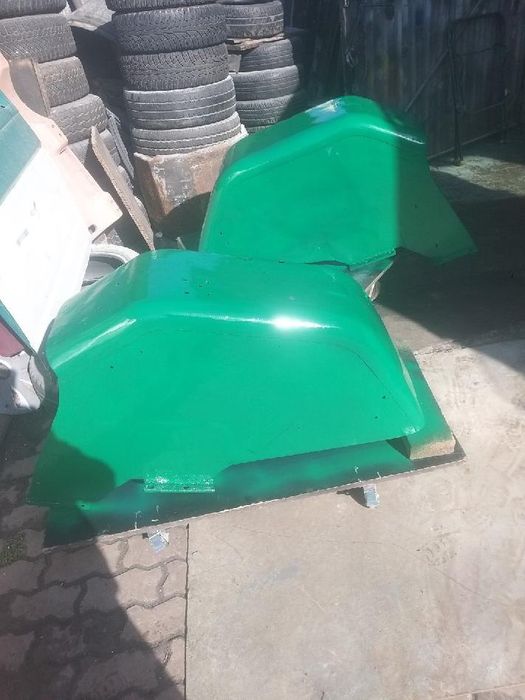 Sprzedam błotniki do  Ursusa c330 zetora c360