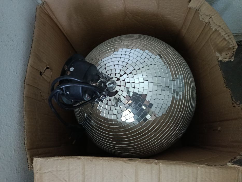 Bola de espelhos 40cm com motor