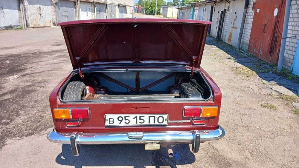 Автомобіль ВАЗ 2101